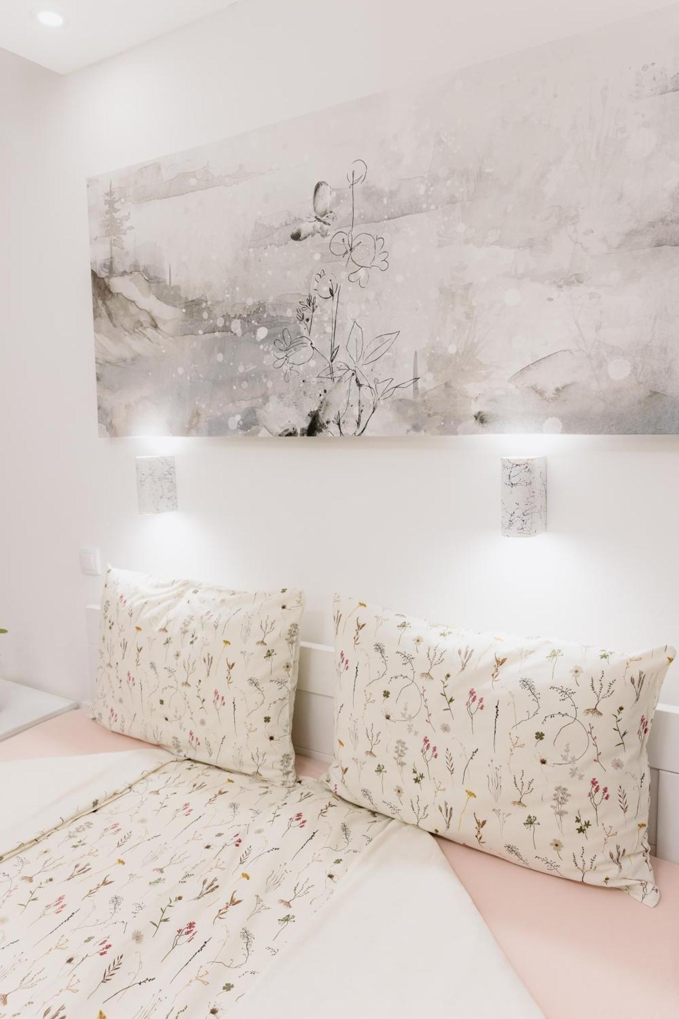 Guest House Lila 松博尔 外观 照片