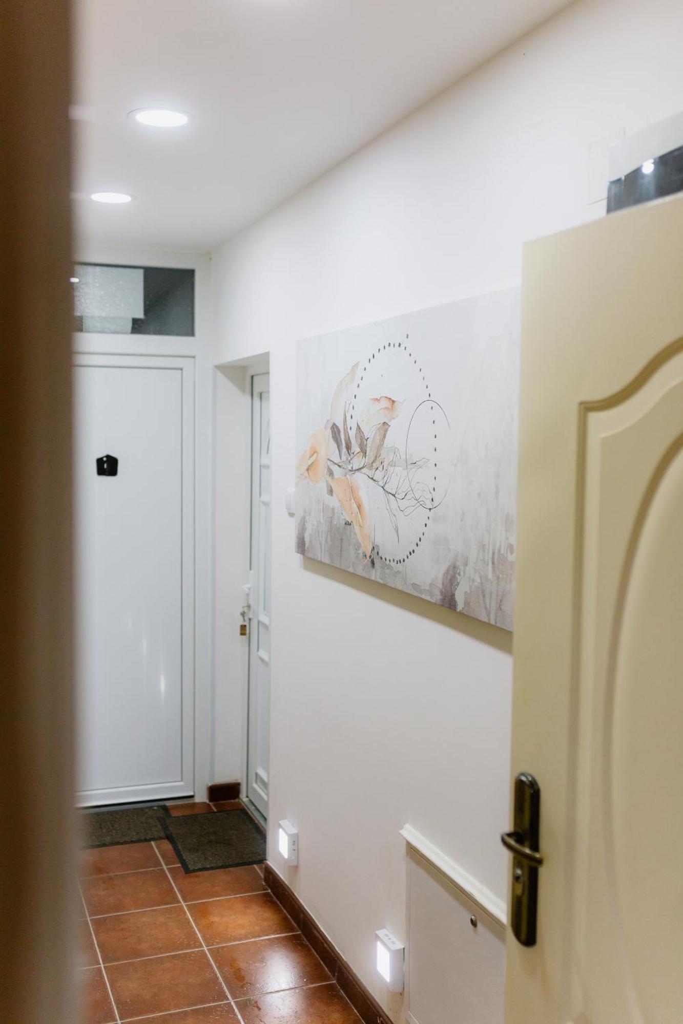 Guest House Lila 松博尔 外观 照片