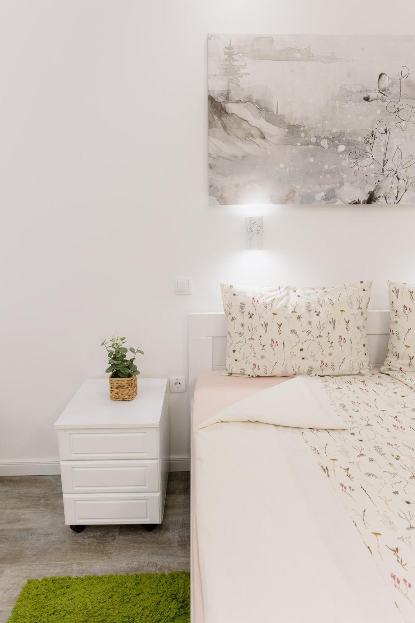 Guest House Lila 松博尔 外观 照片